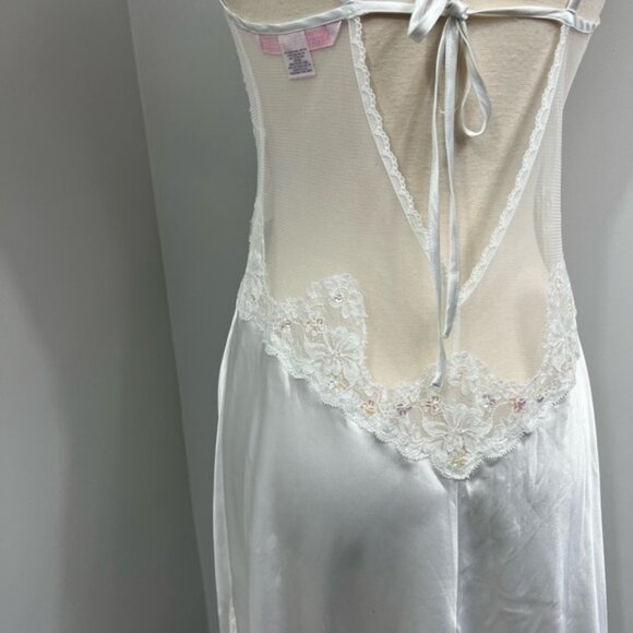 VS Cream Maxi Night Gown/Robe‎ - Picture 12 of 16